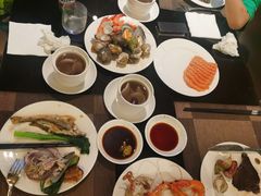-大中华希尔顿酒店-念自助餐·嗨啤·小龙虾