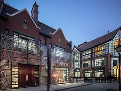 -钟书阁(松江泰晤士小镇店)