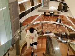 -上海滴水湖皇冠假日酒店