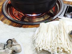 -濠轩阁特色生蚝火锅(水湾路店)