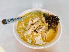 招牌黄鱼面-明呈黄鱼面馆(斜土路店)