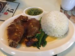 -新大咀港式茶餐厅(宝山万达店)