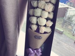 -潋滟花艺工作室(凌香里店)