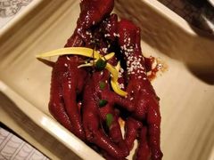 吮指鸡爪-桂满陇天书(南京德基旗舰店)