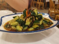 -霄汉牛三鲜湖北砂锅菜(万松园2店)