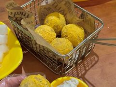 -BHC炸鸡(明洞总店)