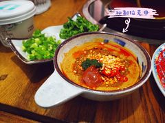 -毛辣果·贵州红酸汤牛肉火锅(西单店)