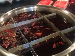 -邓莽子老火锅(中兴路总店)