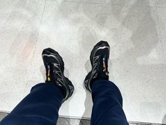 -SALOMON萨洛蒙(北京王府中环店)