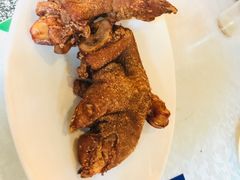 猪手-眷江南之小蓝鲸(王府大街店)