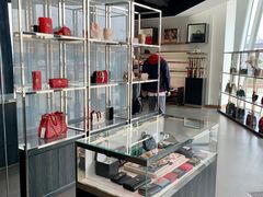 -Gucci(首创奥特莱斯店)