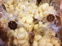 -昆明冠生园·蛋糕·面包(南强街店)