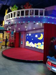 -LuckyStar幸运星家庭娱乐中心(东莞国贸店)