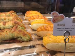 -奈雪的茶(青岛卓悦里INTOWN店)