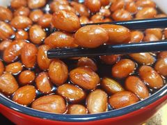 -虾弄弄海派小龙虾·牛羊蝎子火锅