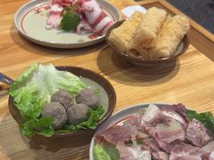 -黔二妞地摊火锅(龙华清湖店)