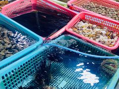 -霞涌市场海鲜摆卖区