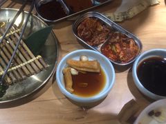 -汉城烤肉·黑金冠(华山路店)
