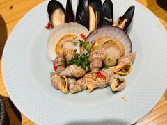 -花和海鲜自助(梅江店)