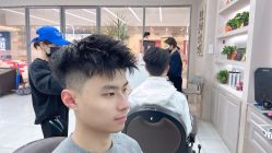-尤司男士国潮理发馆