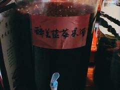 -果松木炭酸菜铜火锅·外婆参鸡汤