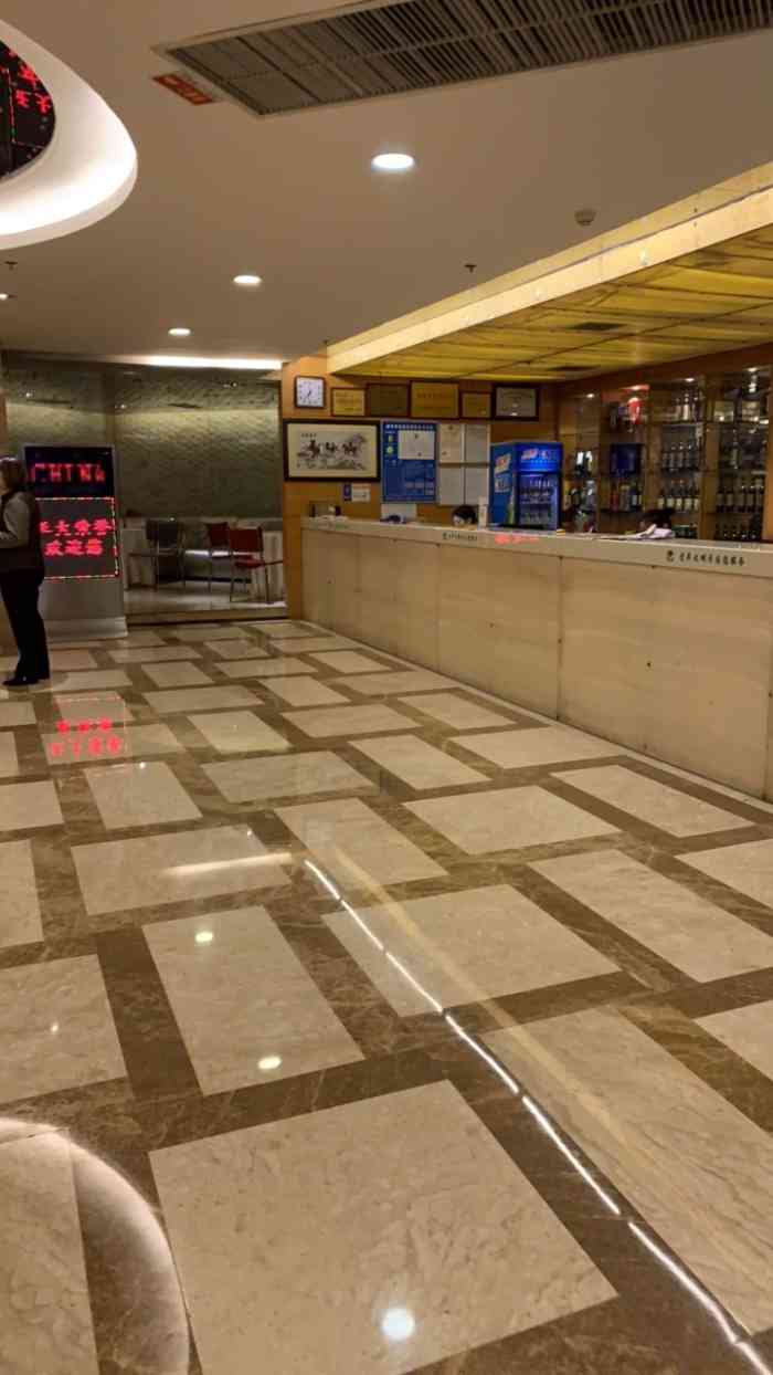 荣誉大酒楼(正大店)-"还不错,份量也足水杯忘了拿第二天过去还找.