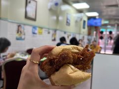 -胜利茶餐室