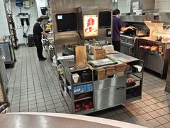-麦当劳(普陀香溢花城店)