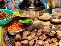 -唯成•韩国炭火烤肉 유성고기