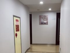 -瑞尔齿科(东方广场诊所)