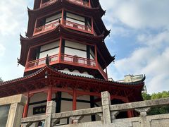 -绳金塔