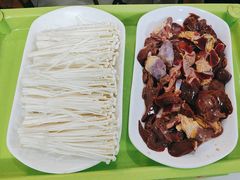 -15年老字号鑫鑫猪肚鸡·椰子鸡海南火锅(兴隆华侨农场店)