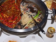 -茅草房·河畔园林火锅