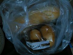 -华荣西饼屋(永护店)