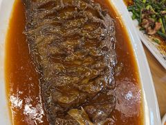 红烧鲽鱼身-悠斋餐厅海鲜家常菜(火车站店)