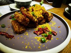 招牌金沙排骨-胡桃里音乐酒馆(四道口店)