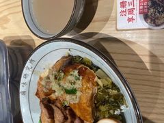 -狮头牌卤味研究所·卤味饭(花城汇南区店)