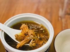 松茸鸡汤-玉滋補