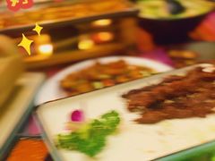 -香巴拉云南餐厅(华莱坞店)