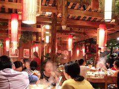 大堂-野山舂·贵州现舂酸汤火锅(鸿通城店)