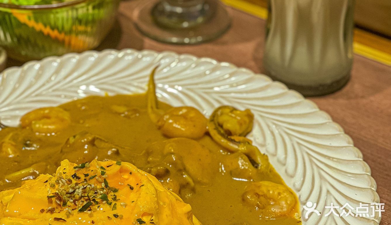 为了这口手枪腿咖喱🍛蛋包饭我能炫一碗