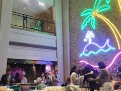 -棕榈岛海鲜自助餐厅(虹桥迎宾馆店)
