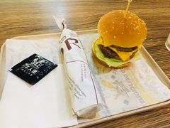 -牛纽塔·牛人堡(群众路店)