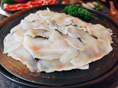鲜嫩斑鱼片-新草堂锅物料理(泉城路店)