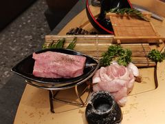 -铭牛烧肉·和牛海鲜自助(高新月牙湖店)