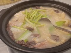 鱼肚猪肚腐皮一品煲-纳福苑(亮庆餐饮分店)