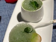 蒜蓉蜗牛-弦月窗LUNETTE BY AMANDA(复兴路店)