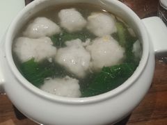 鲜嫩黄花鱼丸汤-将相和·海鲜蒸饺大连菜