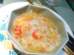 招牌小龙虾红汤泡饭-蜜桃花开·中西融合菜E&W(南长街店)