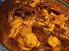 -嘎嘎鸭下巴·爆辣干锅(明教寺店)